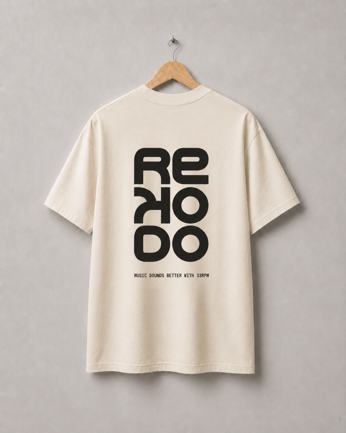 T-Shirt 33 RPM (Oversize) - Mild Apricot